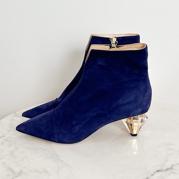NEW MARION PARKE Navy Suede Pointed Toe Zip Up Heel Ankle Boots Size 37 EU 7 US - Picture 1 of 5